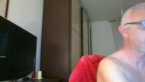 nevenerabis online show from March 6, 2025, 4:38 pm