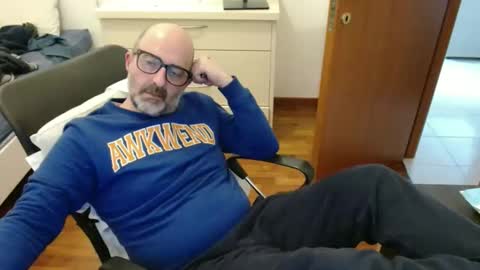 simi online show from February 7, 2026, 1:48 pm