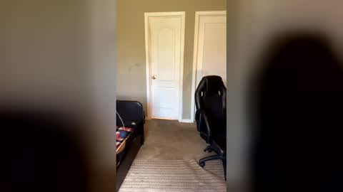 newatl1211 online show from March 11, 2026, 9:32 pm