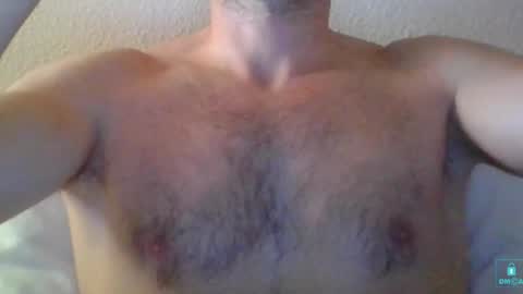Snapshot of newtyguy90 chatting on December 30, 2024, 10:32 am newtyguy90 online show from December 30, 2024, 10:32 am