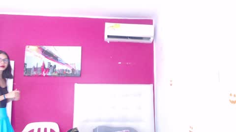 nextdoor_fantasy online show from December 23, 2024, 3:07 am