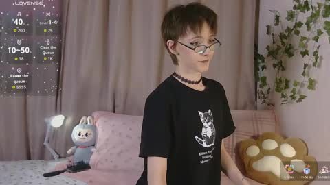 Snapshot of nextvibe1 chatting on April 16, 2026, 5:25 pm NextVibe1 online show from April 16, 2026, 5:25 pm