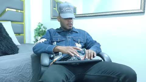 Snapshot of neytanmalcon chatting on November 6, 2025, 8:43 pm neytanmalcon online show from November 6, 2025, 8:43 pm