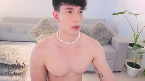   online show from September 18, 2025, 6:43 pm