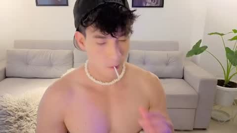 Snapshot of neythan__blaze chatting on May 9, 2026, 7:41 pm online show from May 9, 2026, 7:41 pm