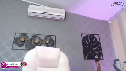 Sandra online show from March 9, 2025, 2:32 pm