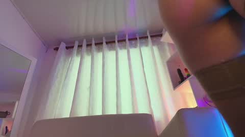  Angie   Instagram  angie julianac add me online show from September 11, 2025, 8:53 pm