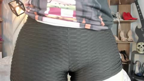 Milena online show from March 12, 2025, 2:56 pm