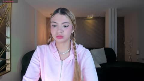 SQUIRTER DOLL    online show from October 8, 2025, 10:57 am