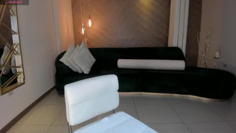 SQUIRTER DOLL    online show from October 10, 2025, 6:40 pm