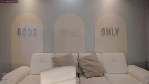 SQUIRTER DOLL    online show from October 12, 2025, 6:07 pm