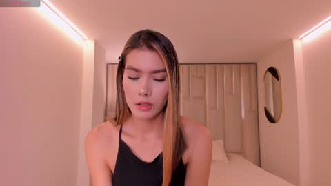 Snapshot of niasalvatore chatting on June 30, 2026, 6:31 pm Call me Nia online show from June 30, 2026, 6:31 pm