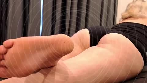 Kim online show from February 2, 2026, 11:58 pm