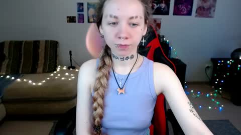Snapshot of nica_kawaii chatting on June 26, 2026, 1:15 pm nica_kawaii online show from June 26, 2026, 1:15 pm