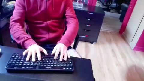 nicecck24 online show from March 6, 2026, 6:15 pm