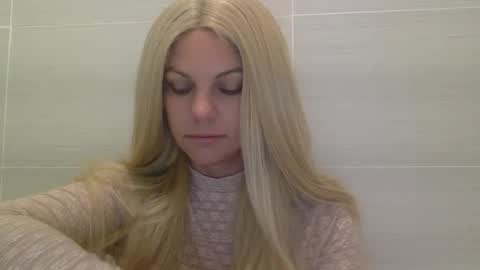 Amber online show from October 26, 2025, 10:43 am