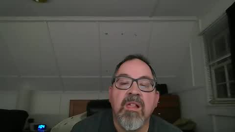 Snapshot of niceguy7208 chatting on May 12, 2026, 5:04 am niceguy7208 online show from May 12, 2026, 5:04 am
