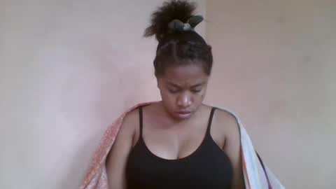 nicelly01 online show from June 23, 2026, 6:11 am