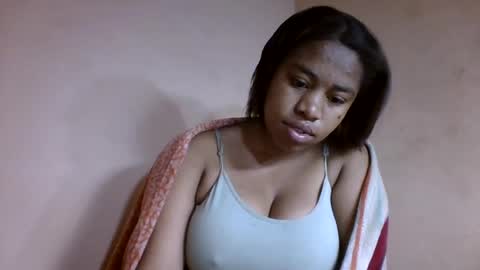nicelly01 online show from July 12, 2026, 5:53 am