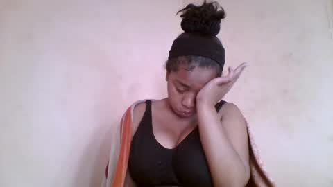 nicelly01 online show from July 14, 2026, 7:02 am