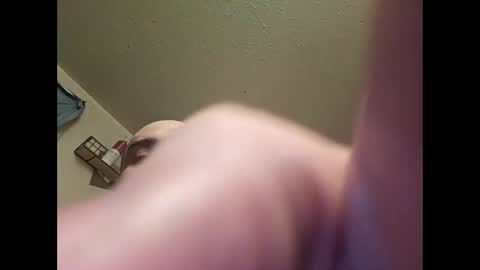 nicennew666 online show from April 15, 2026, 10:11 am