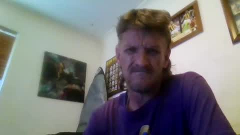 Snapshot of niceozziecockxxx chatting on December 9, 2024, 8:22 am Sexiishaine online show from December 9, 2024, 8:22 am