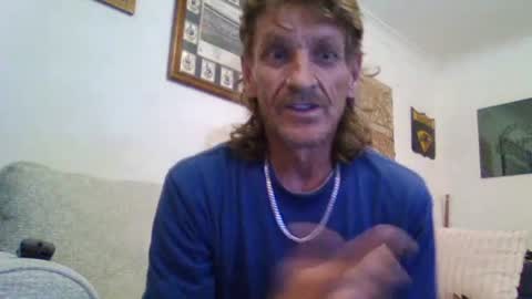 Snapshot of niceozziecockxxx chatting on March 11, 2025, 4:32 am Sexiishaine online show from March 11, 2025, 4:32 am