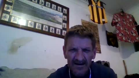 Snapshot of niceozziecockxxx chatting on September 16, 2025, 1:39 am Sexiishaine online show from September 16, 2025, 1:39 am