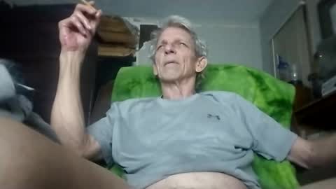 Snapshot of niceviewfromhere chatting on April 17, 2026, 2:58 am niceviewfromhere online show from April 17, 2026, 2:58 am