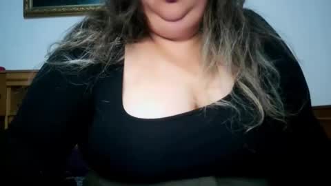 Snapshot of nicholle chatting on December 21, 2025, 12:07 am Nicholle online show from December 21, 2025, 12:07 am