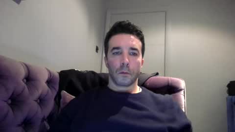 Snapshot of niciboi chatting on January 19, 2025, 1:32 am James online show from January 19, 2025, 1:32 am