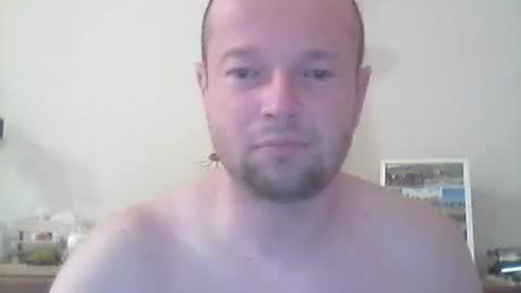 nick1990b online show from November 10, 2025, 6:40 pm