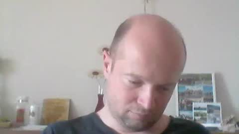 nick1990b online show from April 1, 2026, 11:55 am