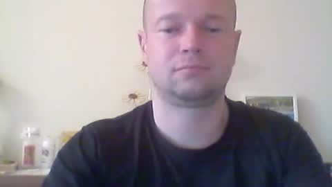 Snapshot of nick1990b chatting on April 23, 2026, 5:37 pm nick1990b online show from April 23, 2026, 5:37 pm