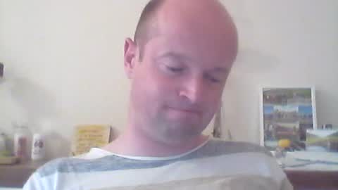 Snapshot of nick1990b chatting on June 15, 2026, 5:15 pm nick1990b online show from June 15, 2026, 5:15 pm