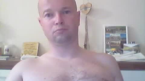 Snapshot of nick1990b chatting on August 3, 2026, 6:11 pm nick1990b online show from August 3, 2026, 6:11 pm