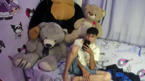 Snapshot of nick_damon chatting on February 4, 2026, 6:03 pm Nick online show from February 4, 2026, 6:03 pm