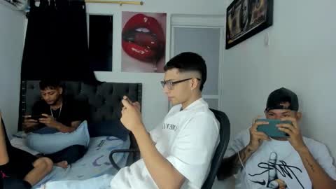 nick_master2 online show from April 13, 2026, 4:29 am