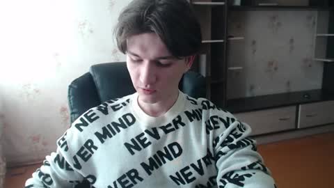 Snapshot of nick_owner chatting on June 17, 2026, 1:52 am Nick online show from June 17, 2026, 1:52 am