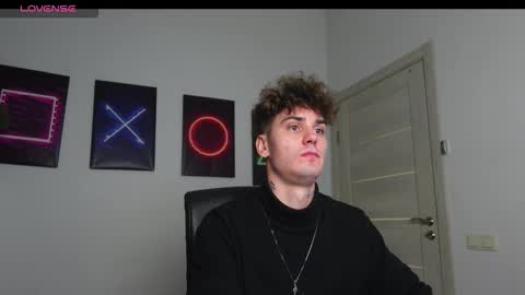 NICK PHILLIP online show from October 26, 2025, 2:45 pm