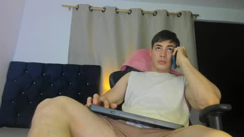 nick_zackk online show from May 19, 2026, 3:46 am