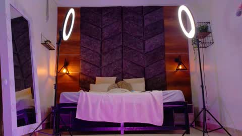 NICKI FOX  online show from January 10, 2026, 9:11 am