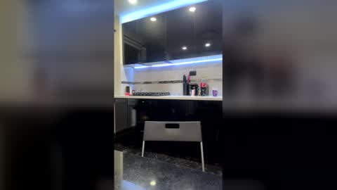 Julian online show from February 21, 2026, 1:28 am