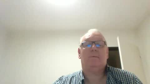 nickvandicky online show from October 23, 2025, 11:14 pm