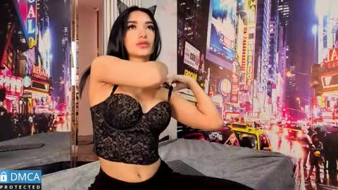 NICKY online show from October 17, 2025, 7:05 pm