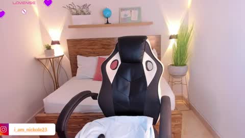 Nicky  online show from February 22, 2025, 9:01 am