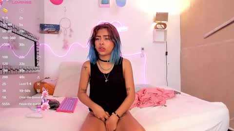 nicky_teem online show from January 31, 2025, 6:35 am