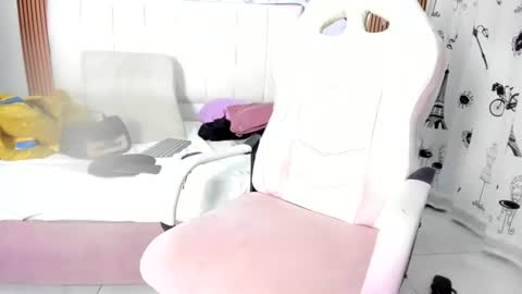 nicky_teem online show from July 10, 2026, 10:18 am