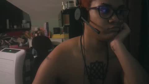 nickythehawtie online show from April 15, 2026, 2:07 am