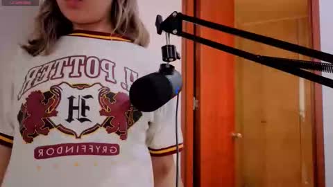 Nicky online show from March 5, 2026, 5:53 pm